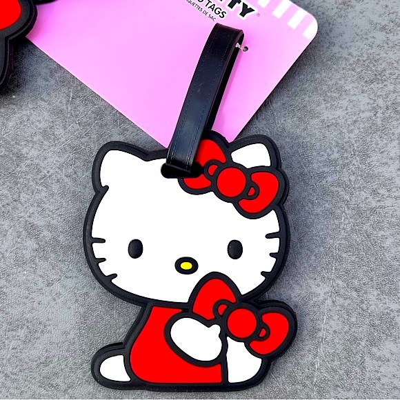 NWT SANRIO Hello Kitty White Red and Black 2pc Rubber Luggage Bag Travel Tag Set - Picture 3 of 12